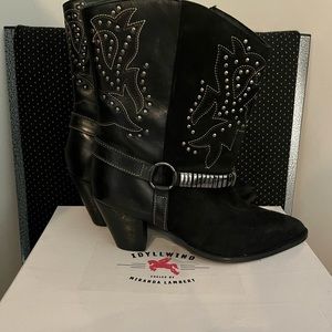 IDYLLWIND By Miranda Lambert black studded WOMEN'S BOOTS Size 9